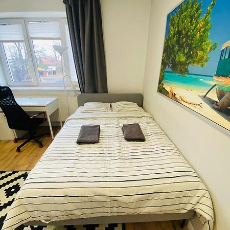 Appartamento Bezagenta Mozart5 Studio Easy Access To City Wifi Varsavia Esterno foto