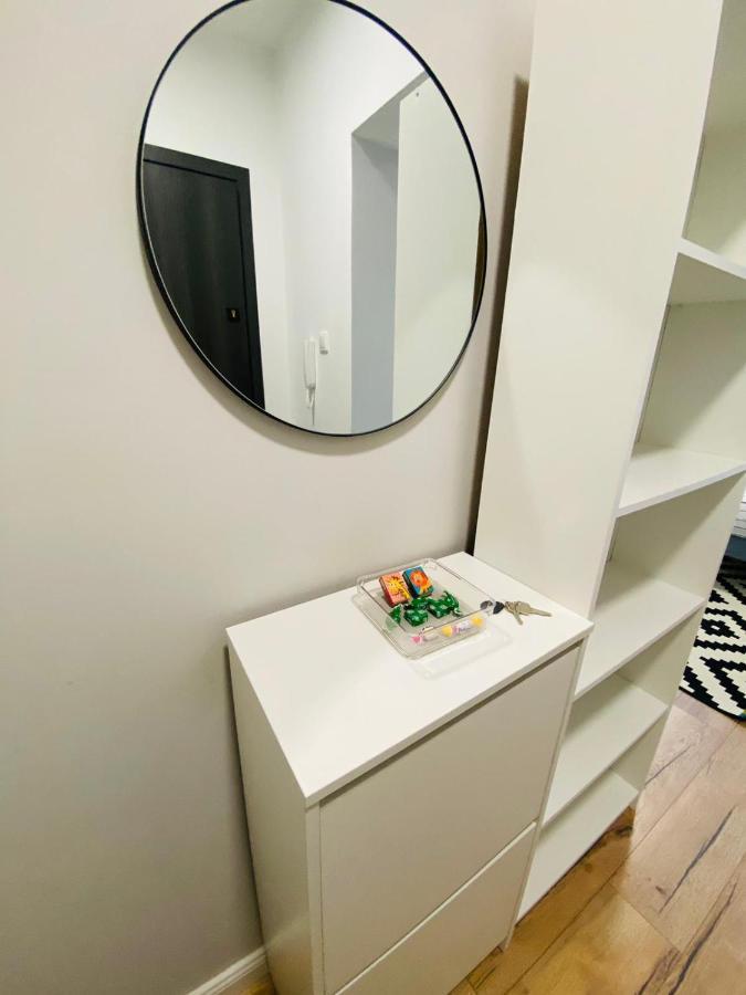 Appartamento Bezagenta Mozart5 Studio Easy Access To City Wifi Varsavia Esterno foto